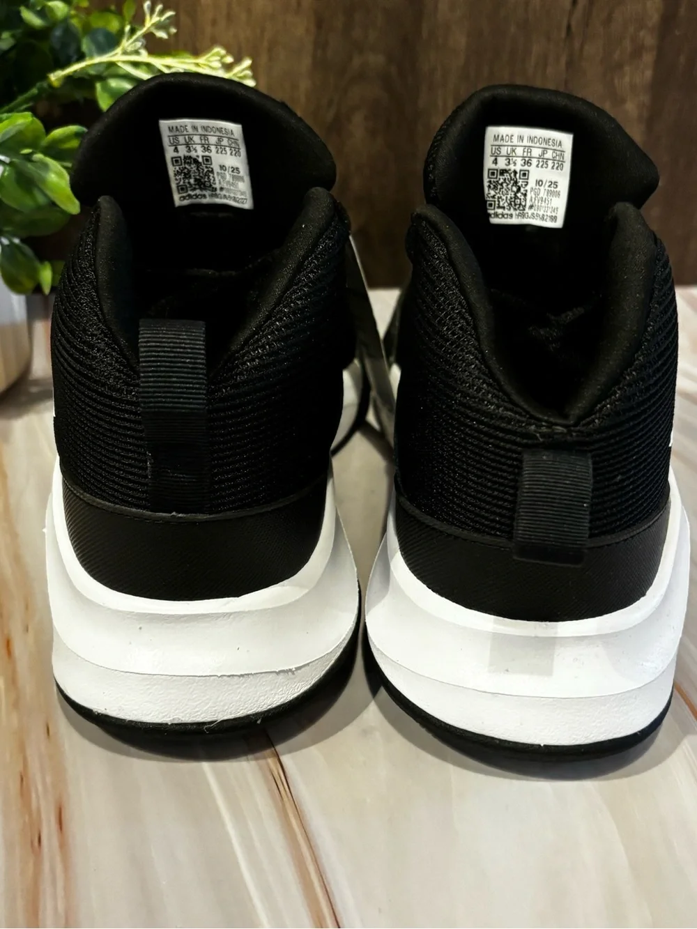 adidas stylish mid